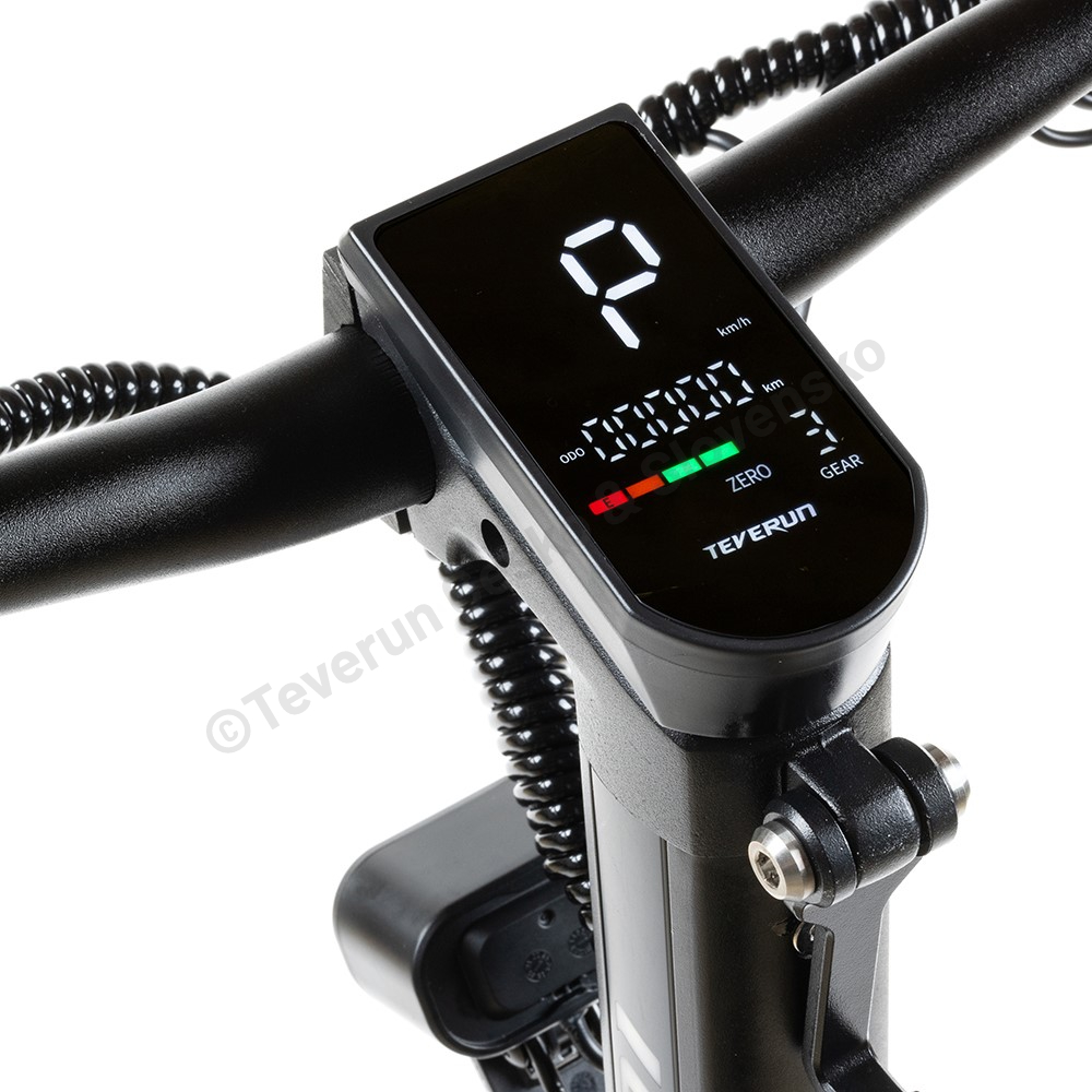 elektrokolobezka teverun blade gt b lcd 01